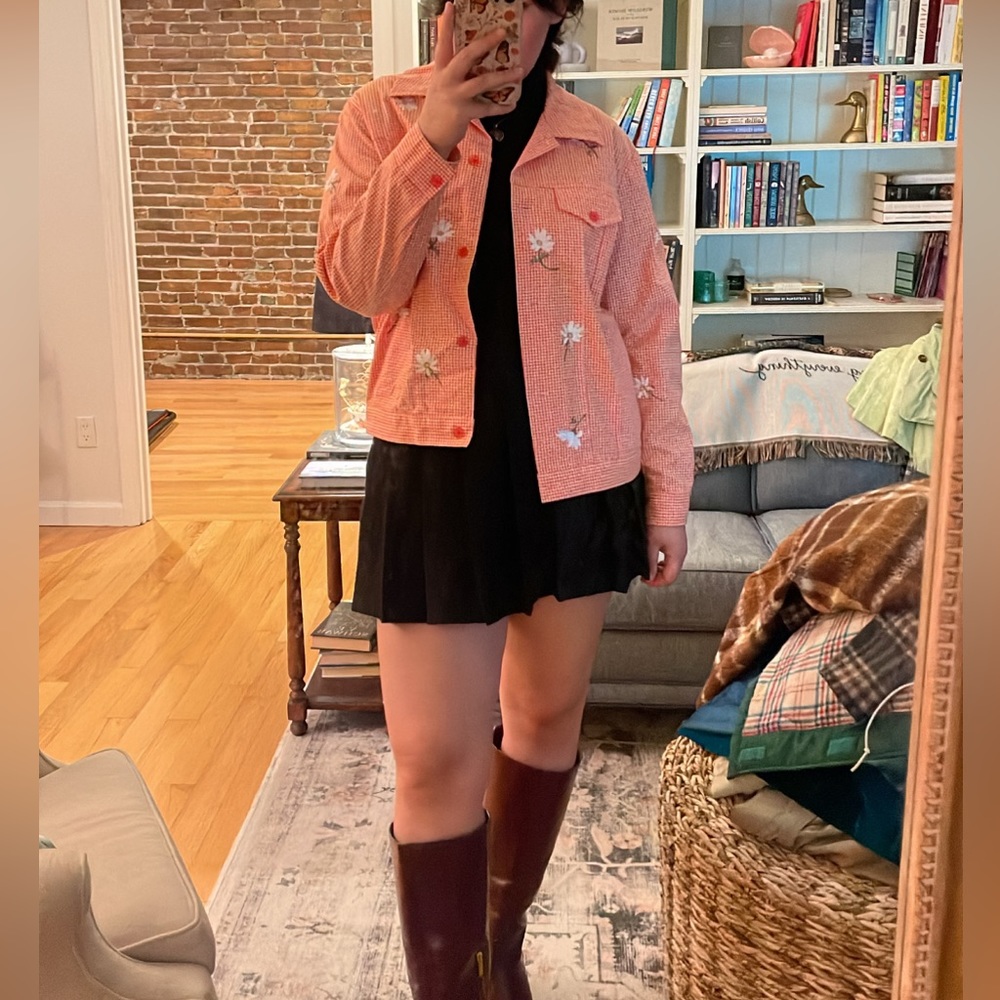 Vintage the quacker factory gingham plaid embroidered daisy shirt M